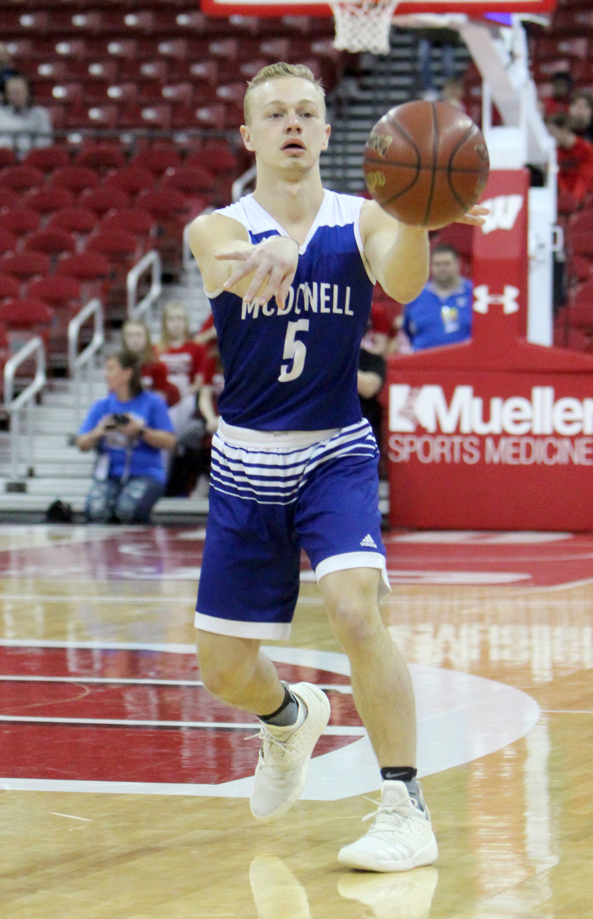 McDonell boys basketball vs Sheboygan Area Lutheran 3-15-19